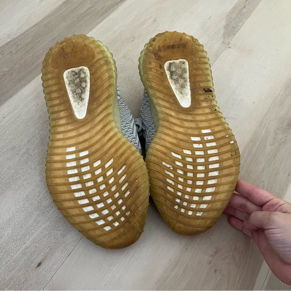 adidas Yeezy Boost 350 V2 Yeshaya (Non-Reflective) women’s 8/men’s 7 - Picture 3 of 7